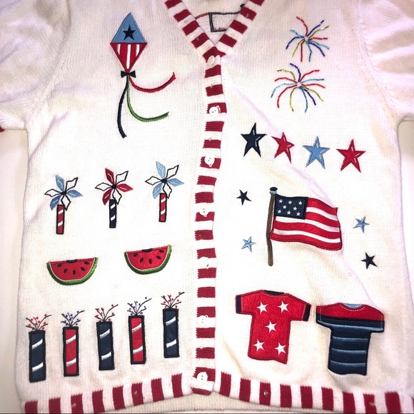 American pride at its best! 🇺🇸 sweater - Picture 2 of 4